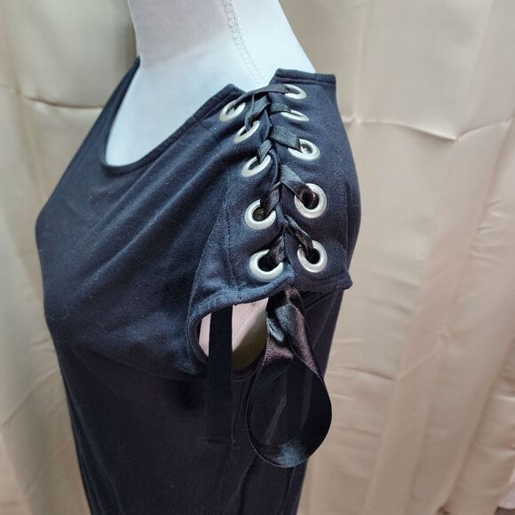 Sincerely Jules Black Grommet Lace Up Mini Shift Dress Size Small - Picture 6 of 9